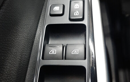 Mitsubishi Pajero Sport III рестайлинг, 2021 год, 3 290 000 рублей, 24 фотография