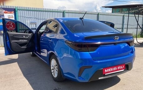 KIA Rio IV, 2018 год, 1 300 000 рублей, 9 фотография