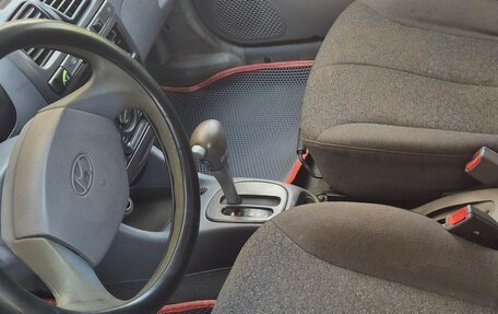 Hyundai Accent II, 2004 год, 185 000 рублей, 10 фотография