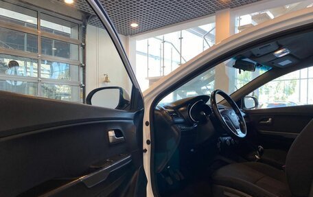 KIA Rio III рестайлинг, 2016 год, 905 000 рублей, 20 фотография