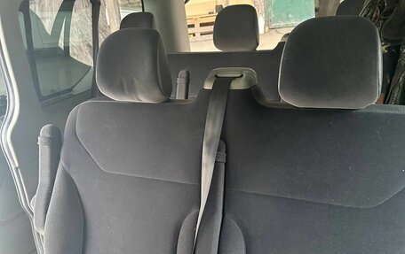 Renault Trafic, 2011 год, 2 400 000 рублей, 3 фотография