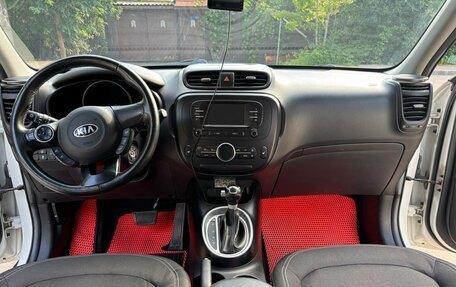 KIA Soul II рестайлинг, 2018 год, 1 670 000 рублей, 10 фотография