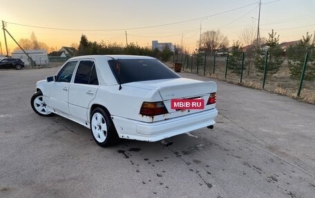 Mercedes-Benz W124, 1988 год, 210 000 рублей, 6 фотография