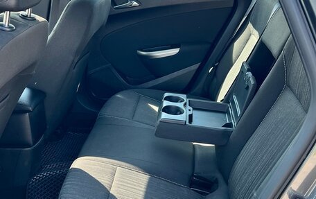 Opel Astra J, 2011 год, 750 000 рублей, 14 фотография