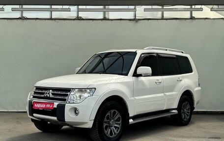 Mitsubishi Pajero IV, 2011 год, 1 900 000 рублей, 1 фотография
