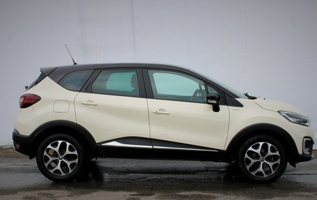 Renault Kaptur I рестайлинг, 2017 год, 1 655 000 рублей, 8 фотография