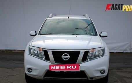 Nissan Terrano III, 2016 год, 1 075 000 рублей, 2 фотография