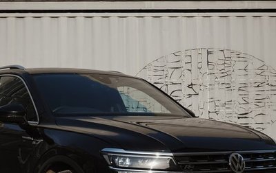 Volkswagen Tiguan II, 2017 год, 2 050 000 рублей, 1 фотография