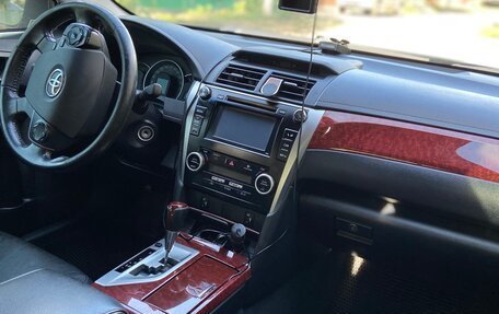 Toyota Camry, 2013 год, 1 680 000 рублей, 13 фотография