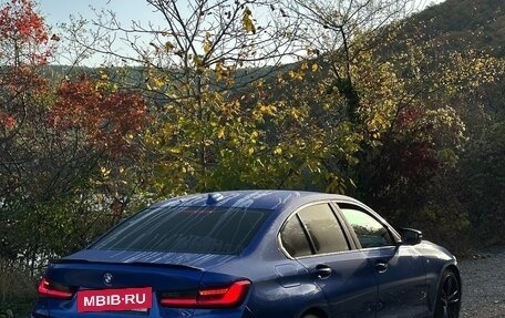 BMW 3 серия, 2019 год, 3 650 000 рублей, 10 фотография
