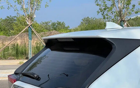 Toyota RAV4, 2021 год, 2 075 000 рублей, 23 фотография