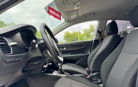 KIA Rio IV, 2018 год, 1 320 000 рублей, 10 фотография