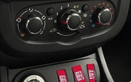 Renault Duster I рестайлинг, 2019 год, 1 379 000 рублей, 15 фотография