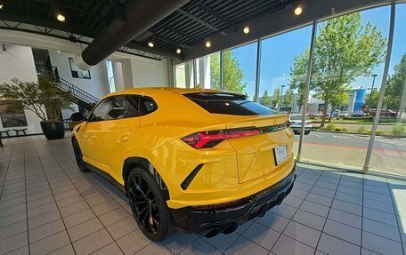 Lamborghini Urus I, 2021 год, 22 500 000 рублей, 2 фотография
