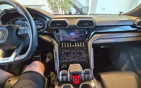 Lamborghini Urus I, 2021 год, 22 500 000 рублей, 7 фотография