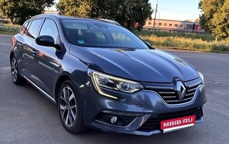 Renault Megane IV, 2017 год, 1 500 000 рублей, 4 фотография