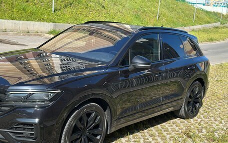 Volkswagen Touareg III, 2018 год, 4 350 000 рублей, 2 фотография