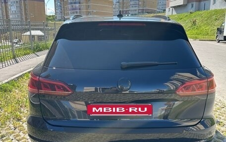 Volkswagen Touareg III, 2018 год, 4 350 000 рублей, 6 фотография