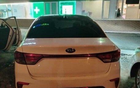 KIA Rio III рестайлинг, 2017 год, 670 000 рублей, 9 фотография