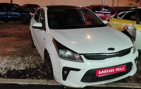 KIA Rio III рестайлинг, 2017 год, 670 000 рублей, 10 фотография