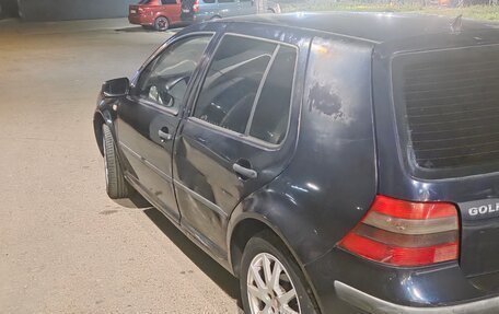 Volkswagen Golf IV, 1998 год, 280 000 рублей, 2 фотография