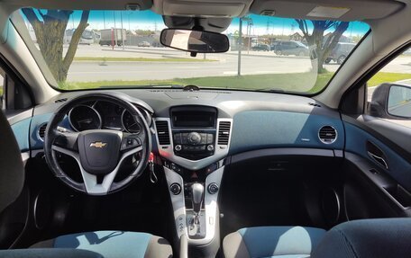 Chevrolet Cruze II, 2011 год, 730 000 рублей, 7 фотография