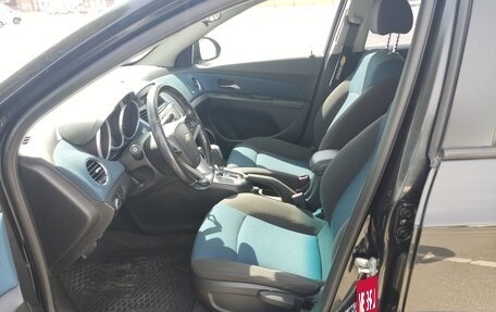 Chevrolet Cruze II, 2011 год, 730 000 рублей, 9 фотография