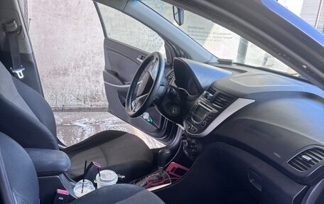 Hyundai Solaris II рестайлинг, 2012 год, 595 000 рублей, 6 фотография