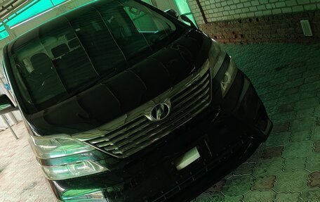 Toyota Vellfire I, 2011 год, 1 200 000 рублей, 2 фотография