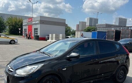 Hyundai Solaris II рестайлинг, 2012 год, 595 000 рублей, 10 фотография
