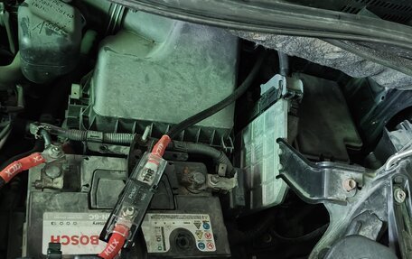 Toyota Vellfire I, 2011 год, 1 200 000 рублей, 19 фотография