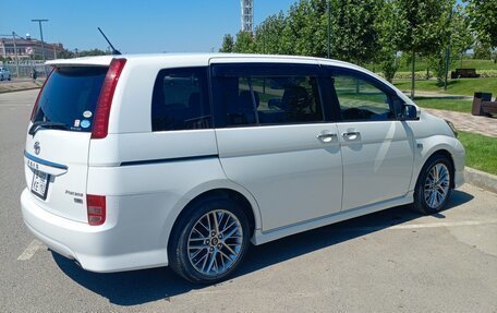 Toyota ISis I, 2010 год, 1 450 000 рублей, 4 фотография