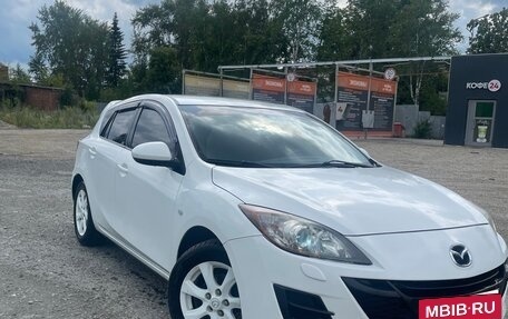 Mazda 3, 2011 год, 1 250 000 рублей, 2 фотография