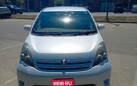 Toyota ISis I, 2010 год, 1 450 000 рублей, 12 фотография