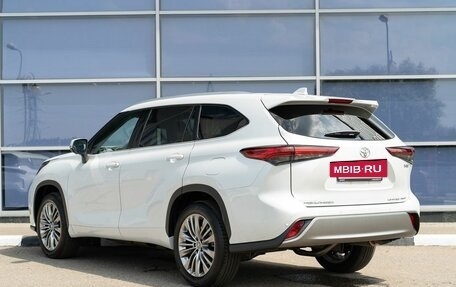 Toyota Highlander, 2025 год, 5 900 000 рублей, 5 фотография