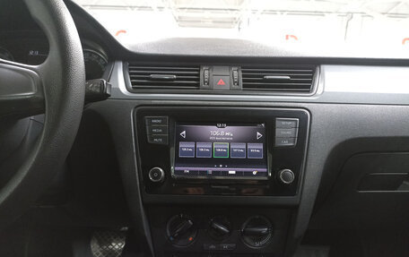 Skoda Rapid I, 2018 год, 1 170 000 рублей, 15 фотография