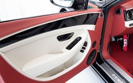 Bentley Continental GT, 2025 год, 39 500 000 рублей, 20 фотография