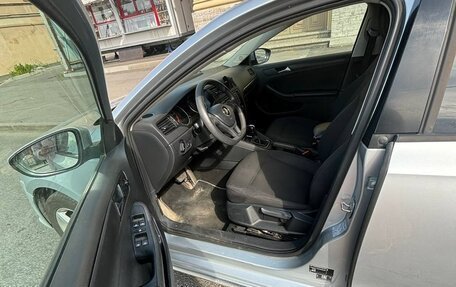 Volkswagen Jetta VI, 2015 год, 980 000 рублей, 10 фотография