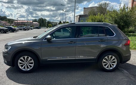 Volkswagen Tiguan II, 2019 год, 2 350 000 рублей, 4 фотография
