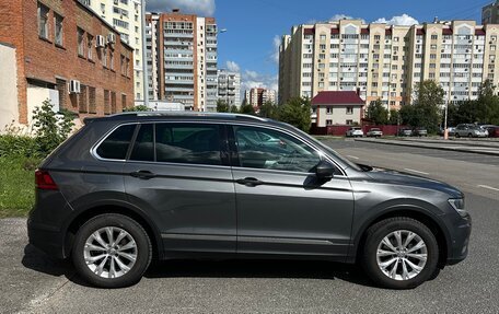 Volkswagen Tiguan II, 2019 год, 2 350 000 рублей, 8 фотография