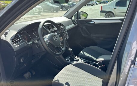 Volkswagen Tiguan II, 2019 год, 2 350 000 рублей, 12 фотография