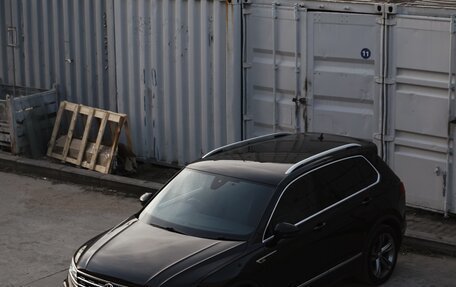 Volkswagen Tiguan II, 2017 год, 2 050 000 рублей, 3 фотография