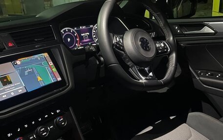 Volkswagen Tiguan II, 2017 год, 2 050 000 рублей, 21 фотография