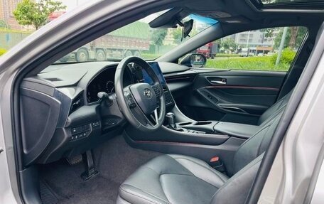 Toyota Avalon, 2022 год, 2 965 000 рублей, 11 фотография