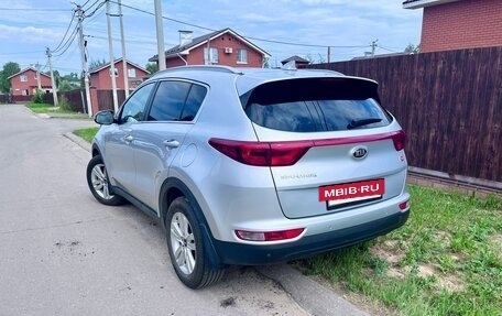 KIA Sportage IV рестайлинг, 2018 год, 2 100 000 рублей, 3 фотография