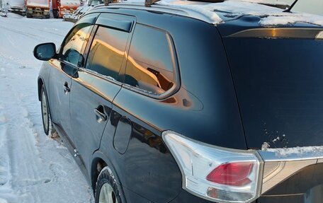 Mitsubishi Outlander III рестайлинг 3, 2014 год, 1 530 000 рублей, 5 фотография