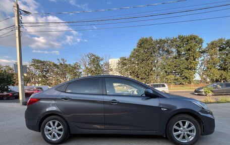 Hyundai Solaris II рестайлинг, 2012 год, 850 000 рублей, 4 фотография