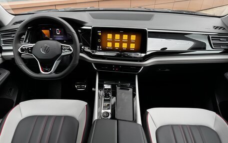 Volkswagen Teramont I, 2024 год, 5 790 000 рублей, 12 фотография