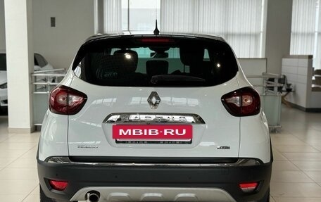 Renault Kaptur I рестайлинг, 2017 год, 1 420 000 рублей, 6 фотография