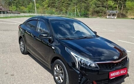 KIA Rio IV, 2021 год, 1 710 000 рублей, 1 фотография